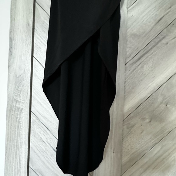 VENUS stretchy strappy small Black high low bottom Dress nwot - Picture 4 of 9